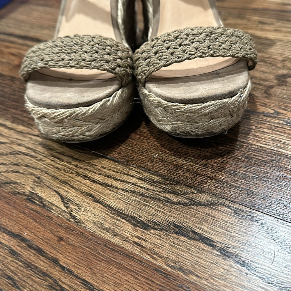 Steve Madden raffia wedges 6.5 - Picture 6 of 7